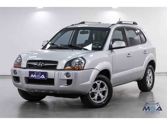 HYUNDAI TUCSON 2.0 MPFI GLS 16V 143CV 2WD FLEX 4P AUTOMÁTICO HYUNDAI TUCSON 2.0 MPFI GLS 16V 143CV 2WD FLEX 4P AUTOMÁTICO